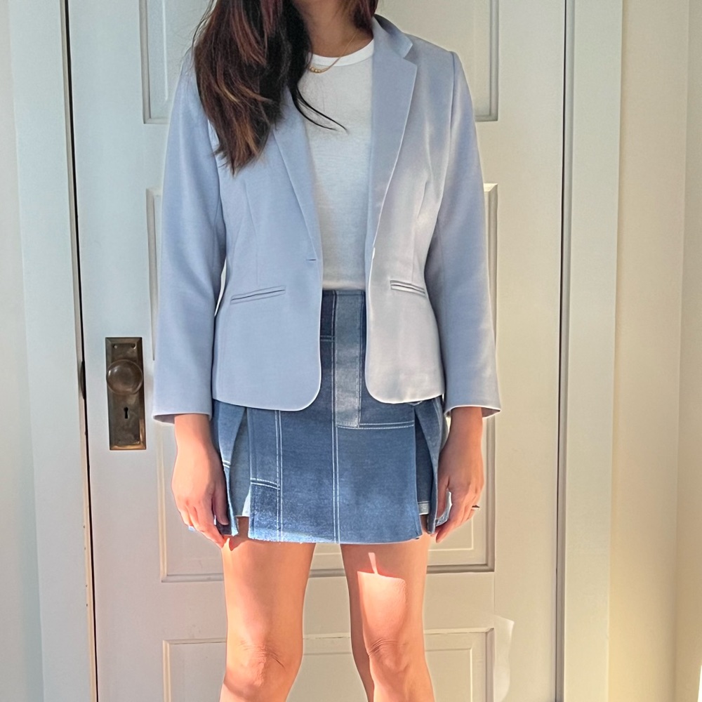 Kensie women’s suit jacket size S color bluish/gray